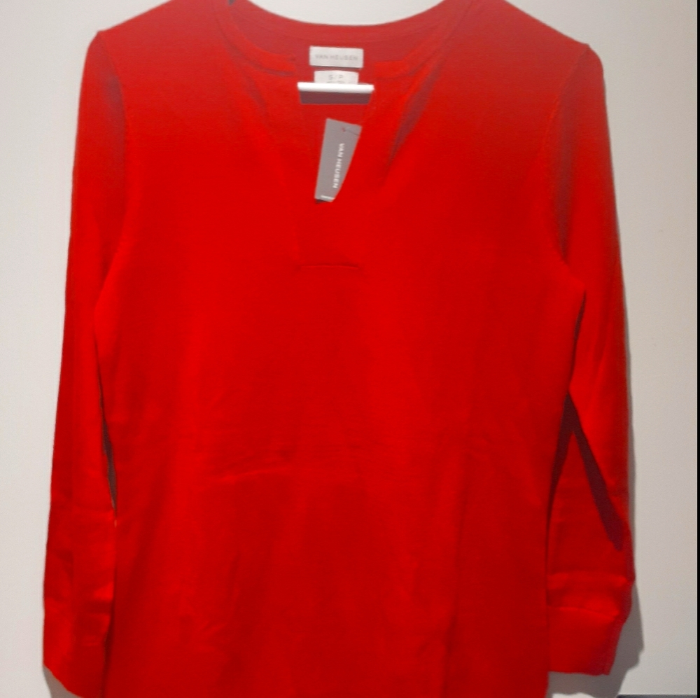 *NWT* Van Heusen Women's Sweater
